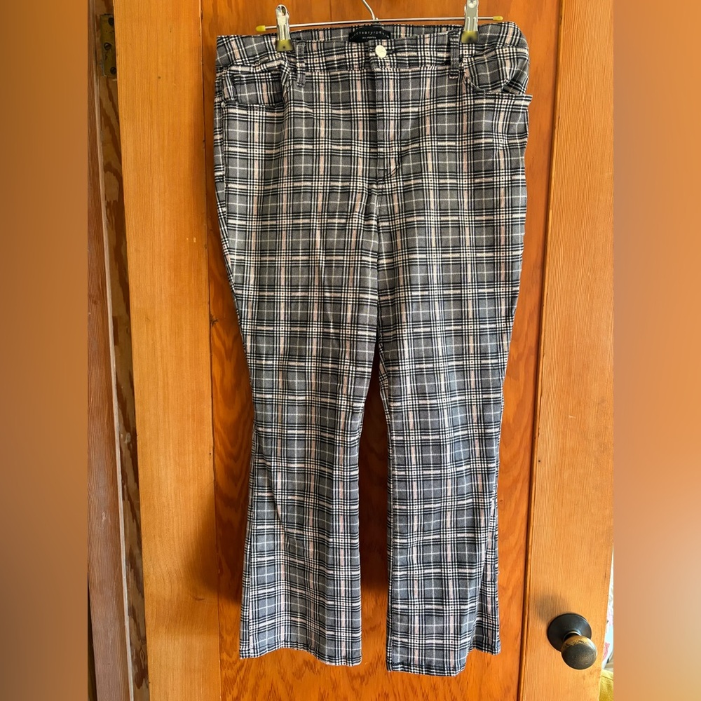 Sanctuary Black, White, & Pink Plaid Pants
